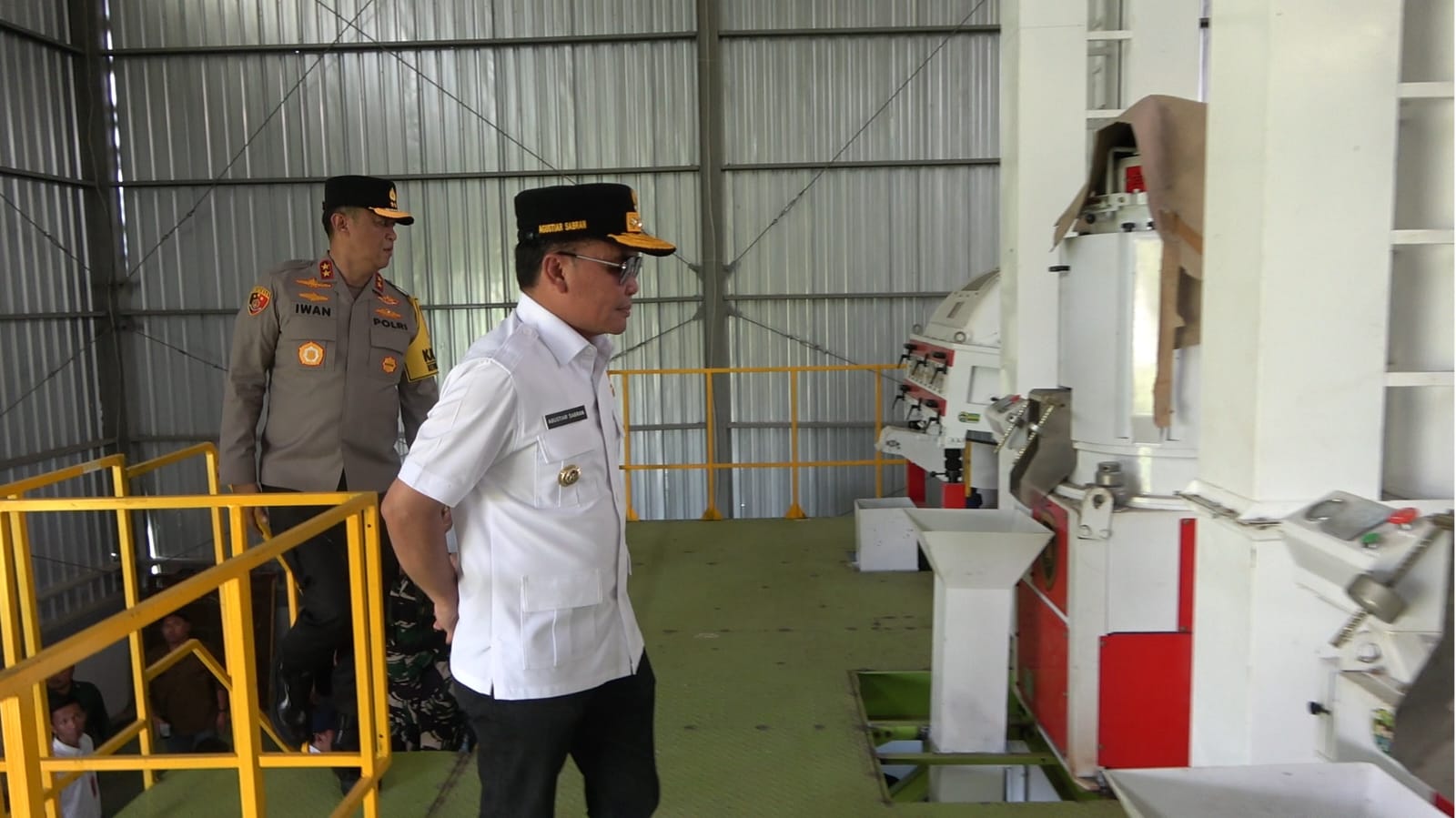 Gubernur Kalteng Agustiar Sabran Tinjau Rice Milling Unit (RMU) dan Rice to Rice (RtR)