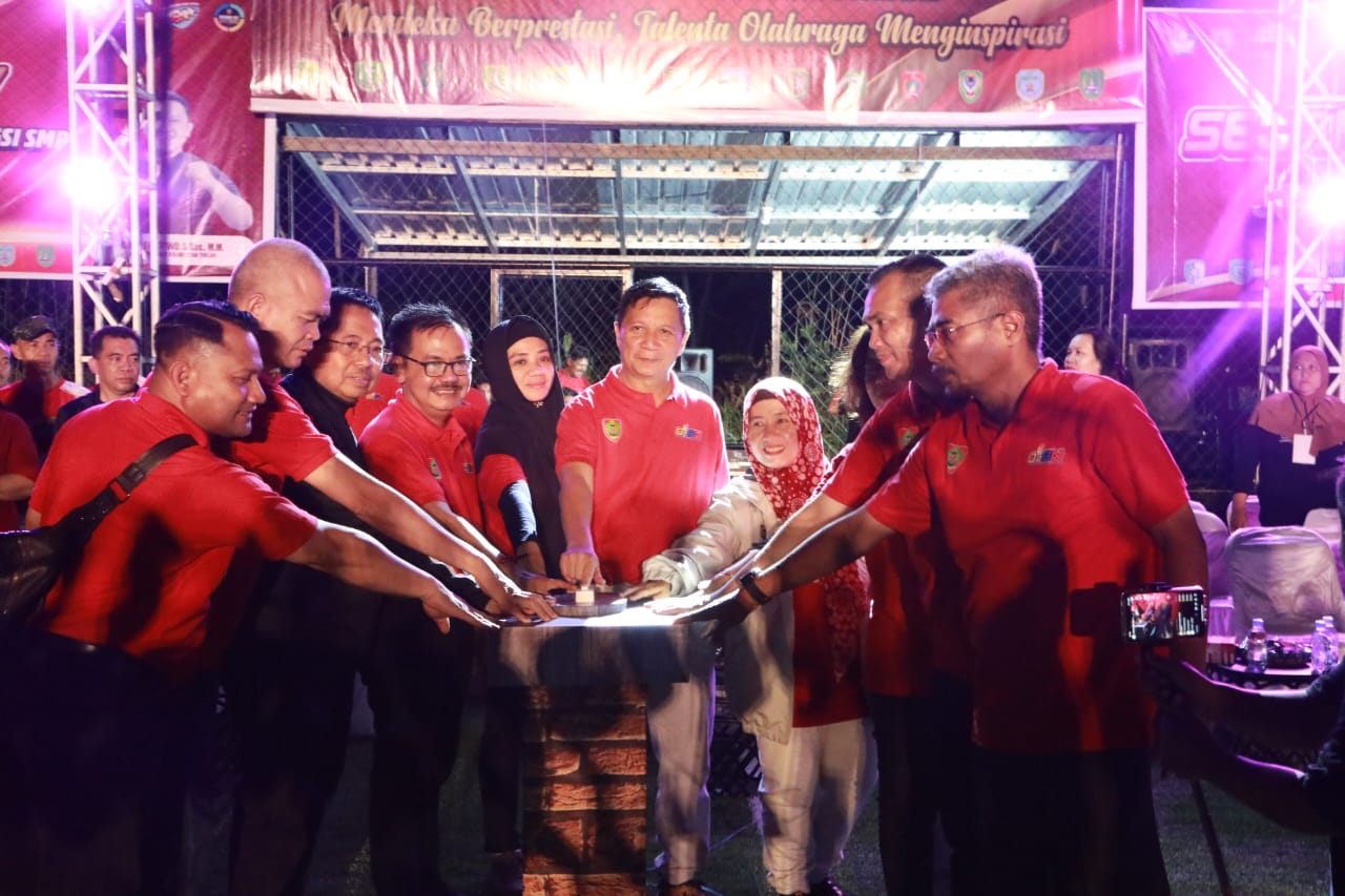 Sahli KSDM Suhaemi Buka Kegiatan Olimpiade Olahraga Siswa Nasional dan Gala Siswa Indonesia Jenjang SD/MI, SMP/MTs, SMA/MA Tingkat Prov. Kalteng Tahun 2023