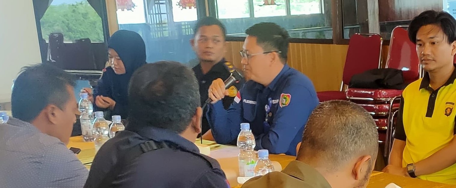 Dislutkan Prov. Kalteng Selenggarakan Sosialisasi dan Koordinasi Perizinan Kapal Pengangkut Ikan
