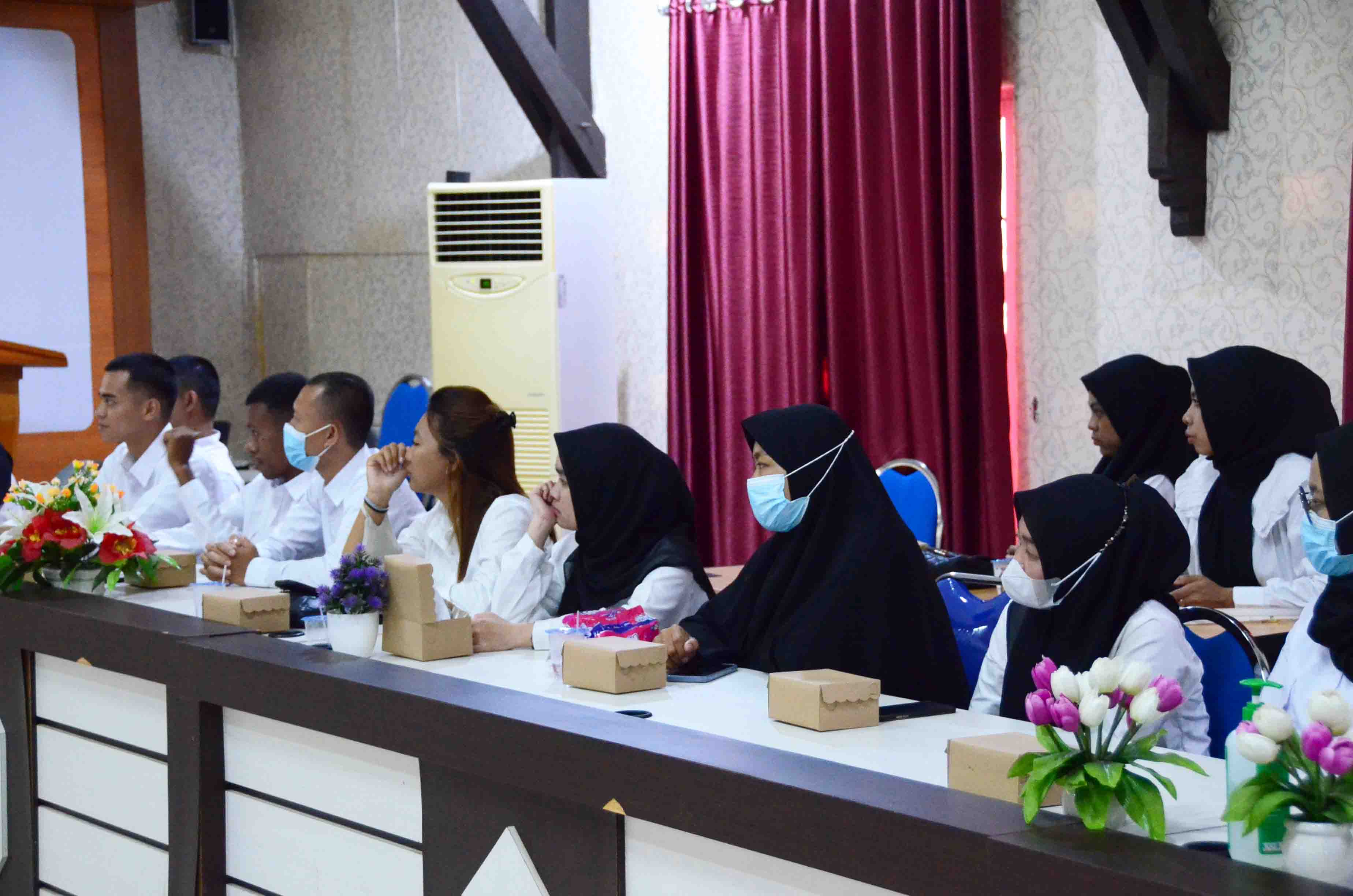 Dinkes Prov. Kalteng Gelar Acara Serah Terima Tenaga Kesehatan Khusus Berbasis Individual Periode IV