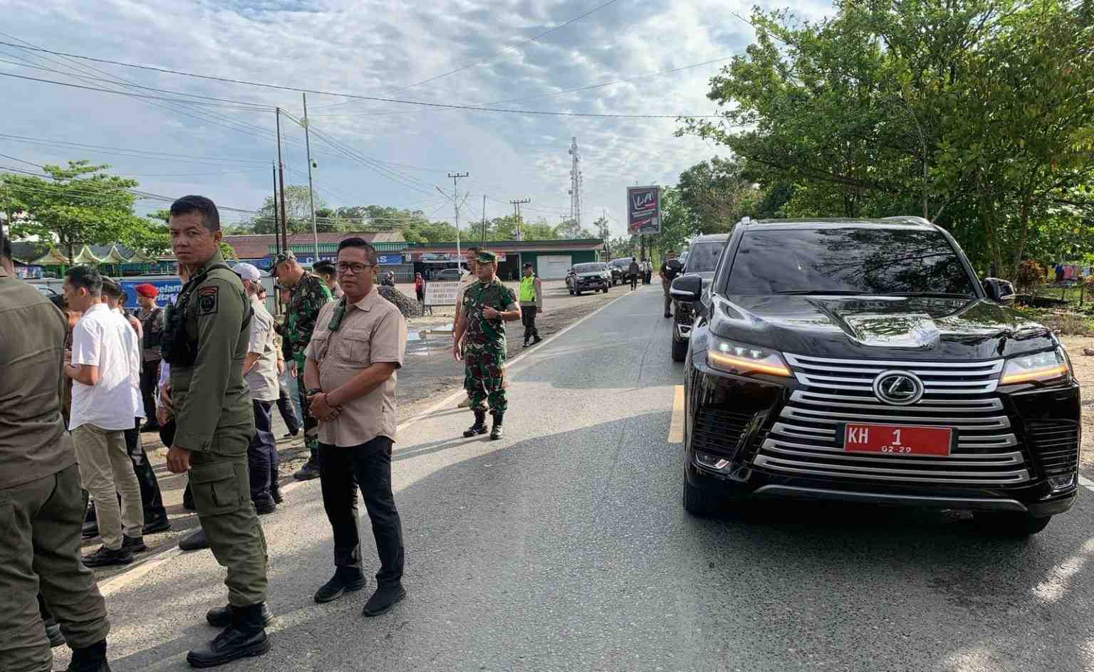 Gubernur Kalteng Agustiar Sabran Hadiri Panen Raya Padi, Satpol PP Prov. Kalteng Pastikan Pengamanan