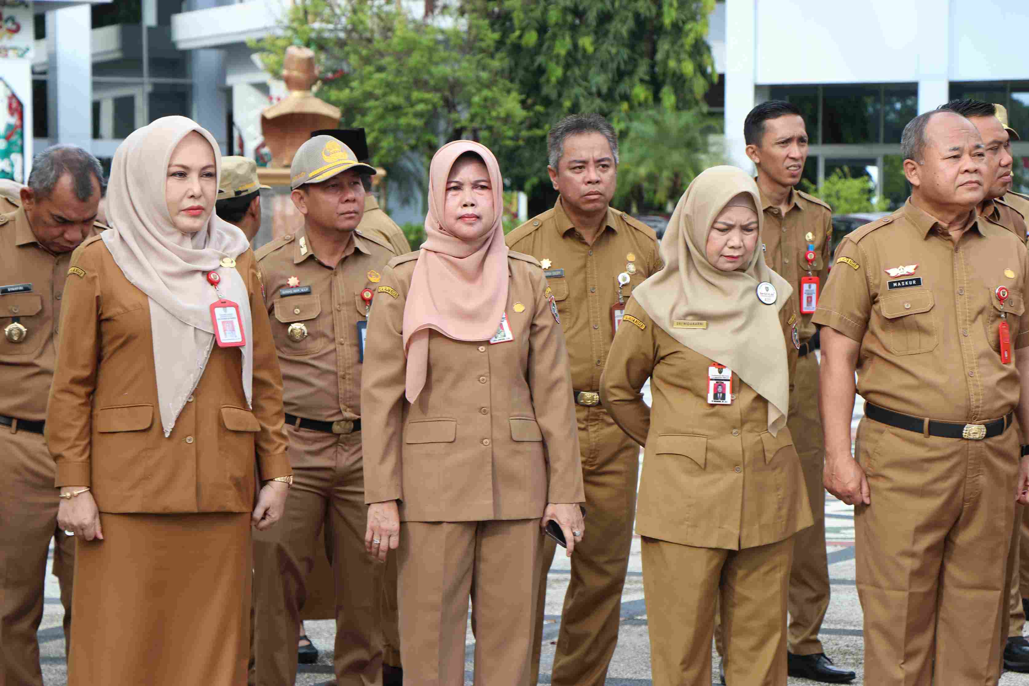 Kepala BKD Prov. Kalteng Lisda Arriyana Hadiri Apel Besar dan Halalbihalal
