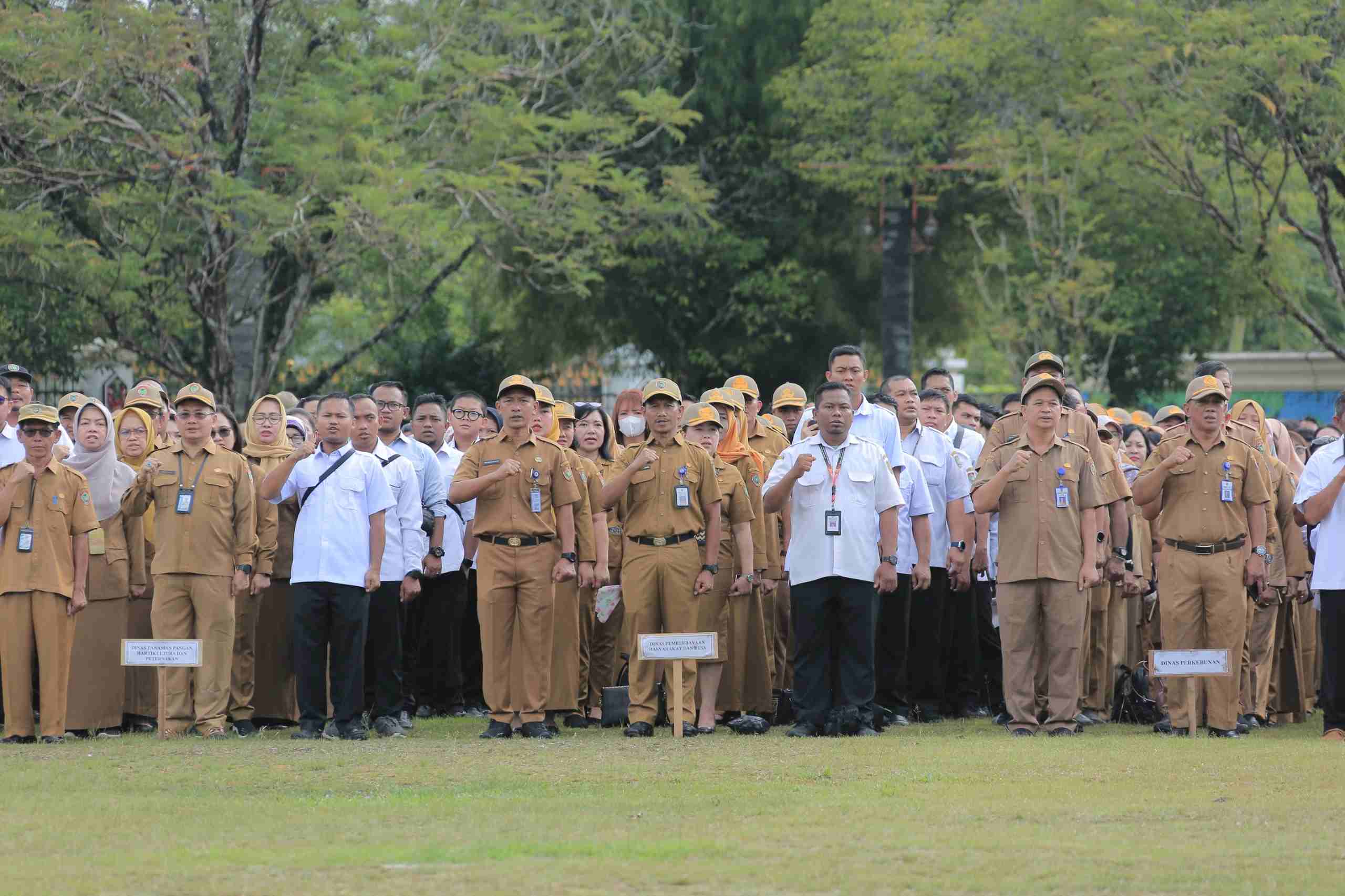 Seluruh Pegawai Lingkup Dinas PMD Prov. Kalteng Apel Besar Lingkup Pemprov Kalteng
