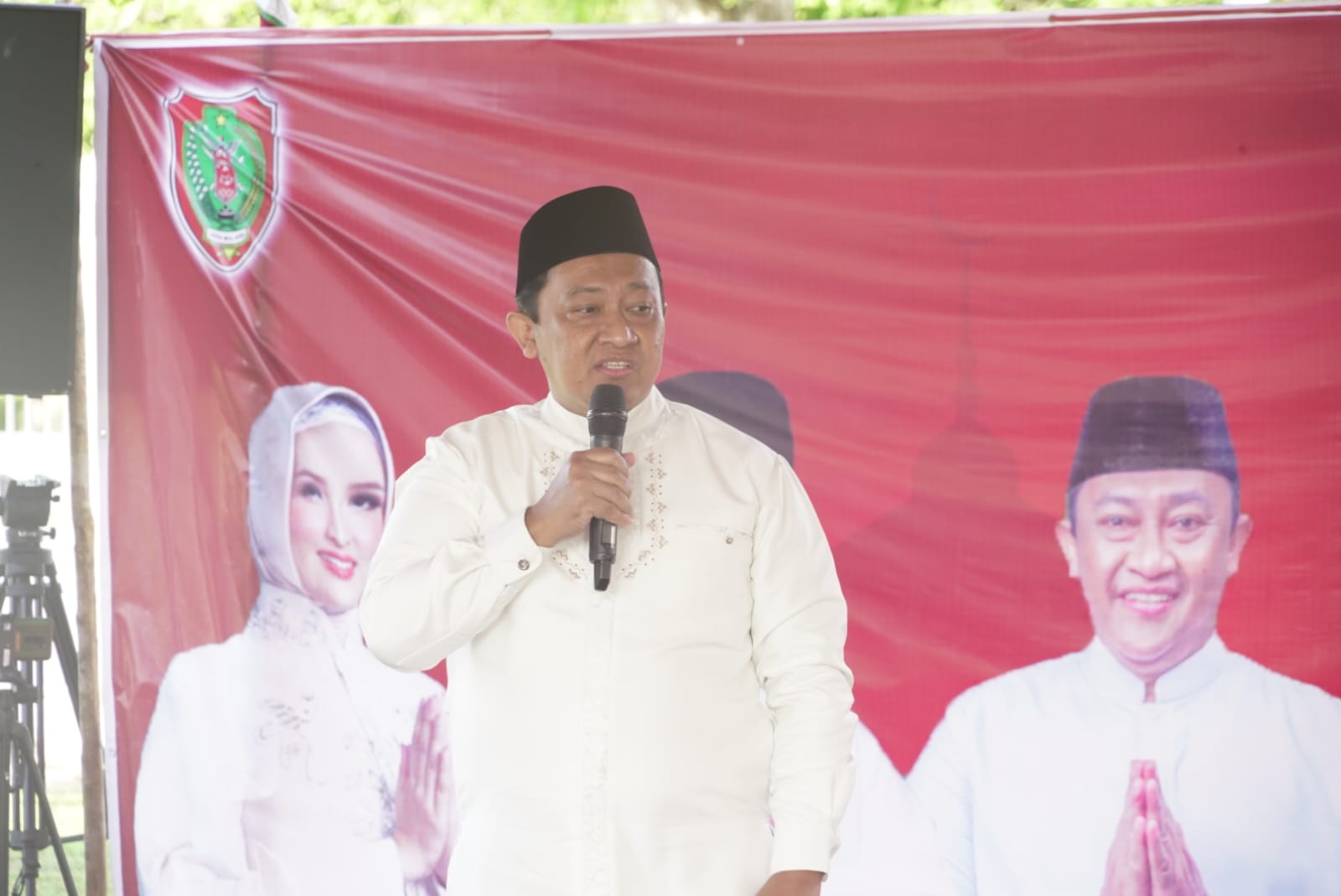 Pemprov Kalteng Gelar Salat Ied 1 Syawal 1443 H/ 2 Mei 2022 M Di Istana Isen Mulang