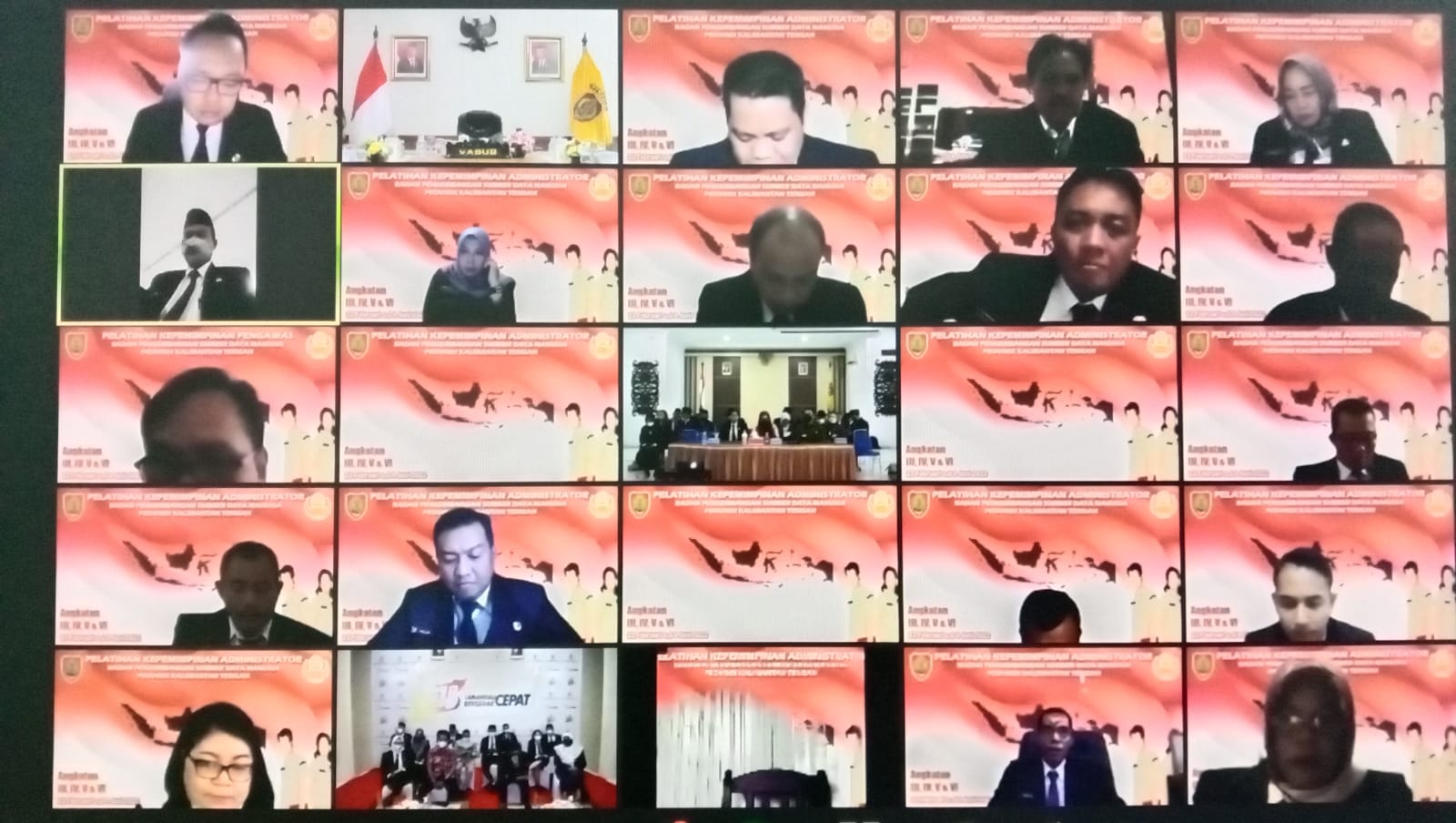 Wagub Kalteng Tutup Pelatihan Kepemimpinan Administrator Angkatan III, IV,V dan VI Di BPSDM Prov. Kalteng Tahun 2022