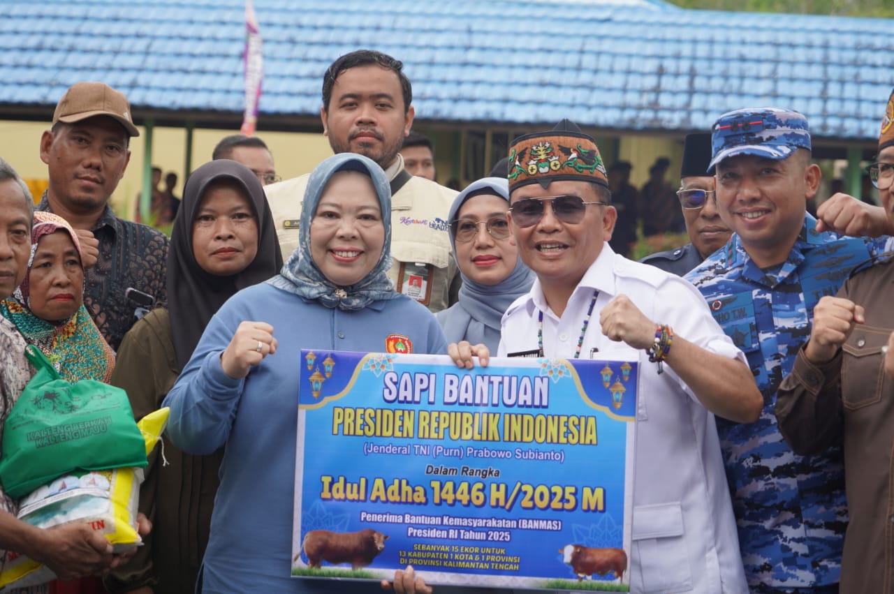 Gubernur Kalteng Agustiar Sabran Tinjau Sarana dan Prasarana Pendidikan, Penyaluran Hewan Kurban, Serta Pembukaan Pasar Murah