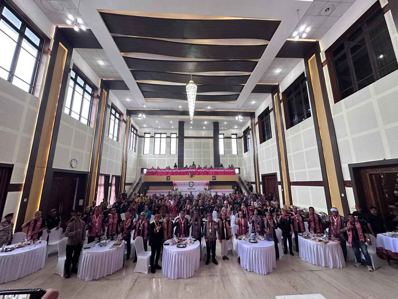 Kaban Kesbangpol Katma F. Dirun Hadiri Acara HUT Gerdayak ke-14 dan Rapimnas Gerdayak Indonesia Tahun 2024