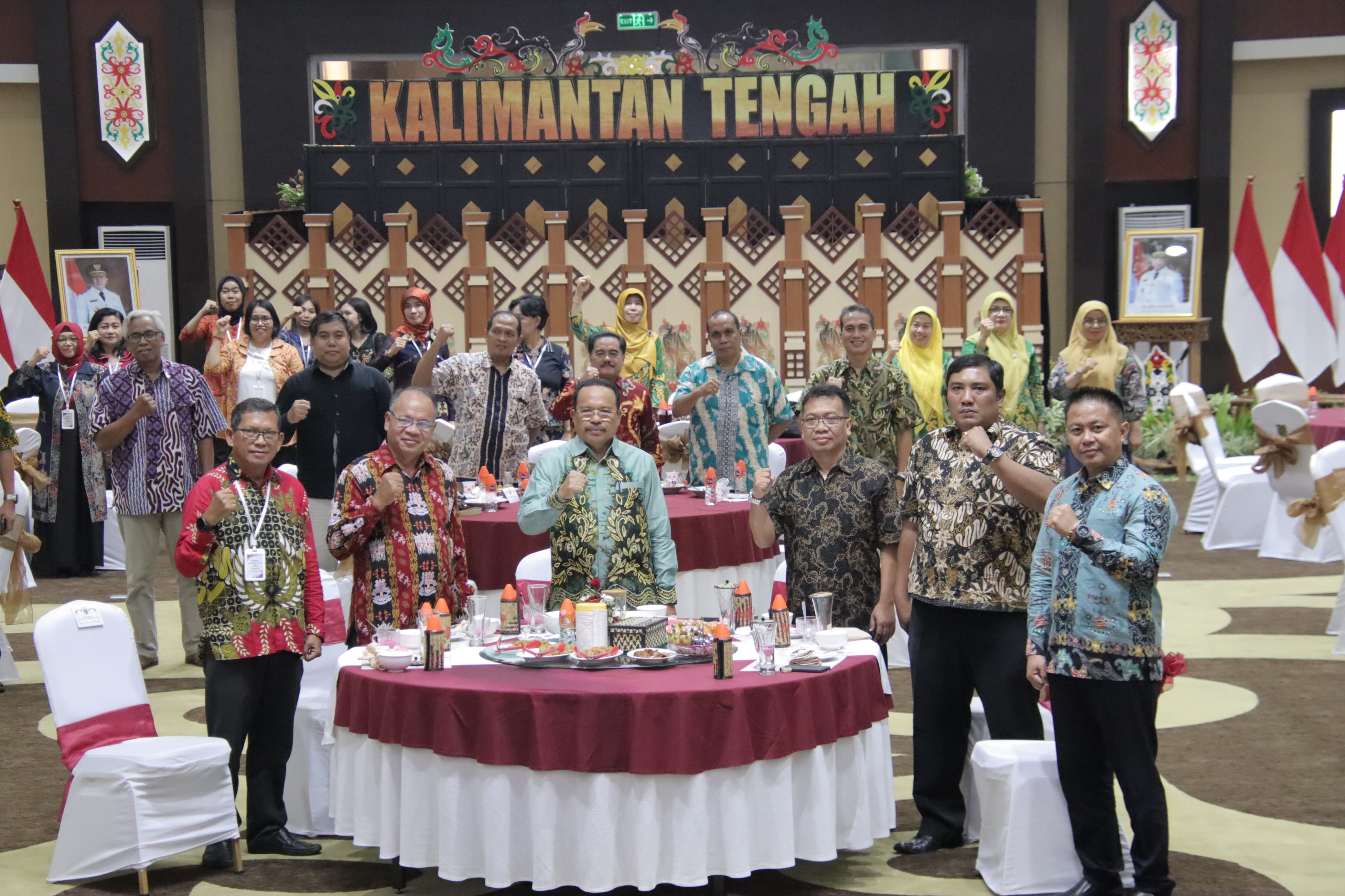 Sekda Prov. Kalteng Nuryakin Hadiri Ramah Tamah Bersama Peserta Seminar dan Rapat Tahunan APTA