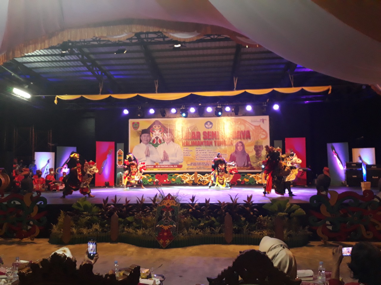 Dinas Kebudayaan Dan Pariwisata Gelar Seni Budaya Di Panggung Pertunjukan Terbuka Taman Budaya Kalteng
