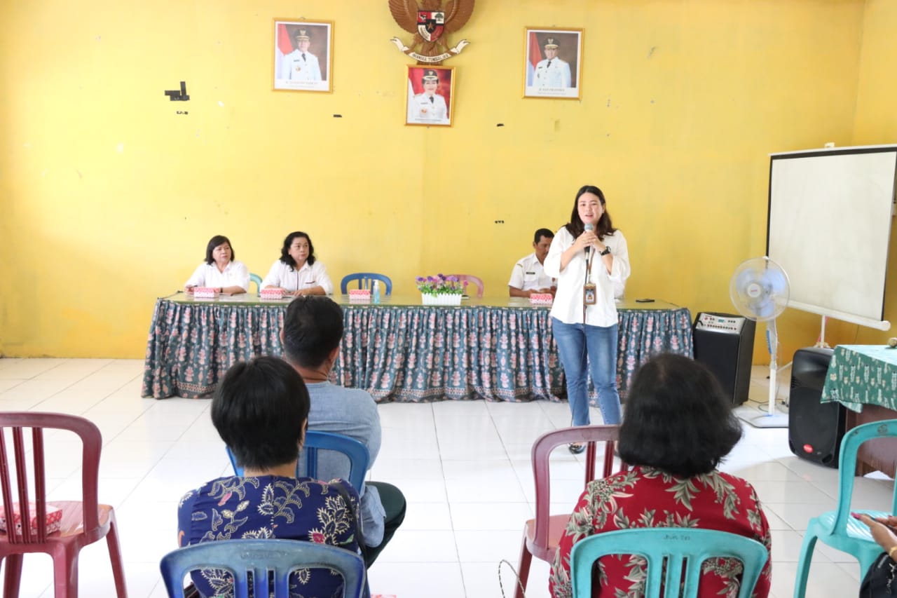 Diskominfosantik Prov. Kalteng Laksanakan Sosialisasi KIM di Desa Gohong