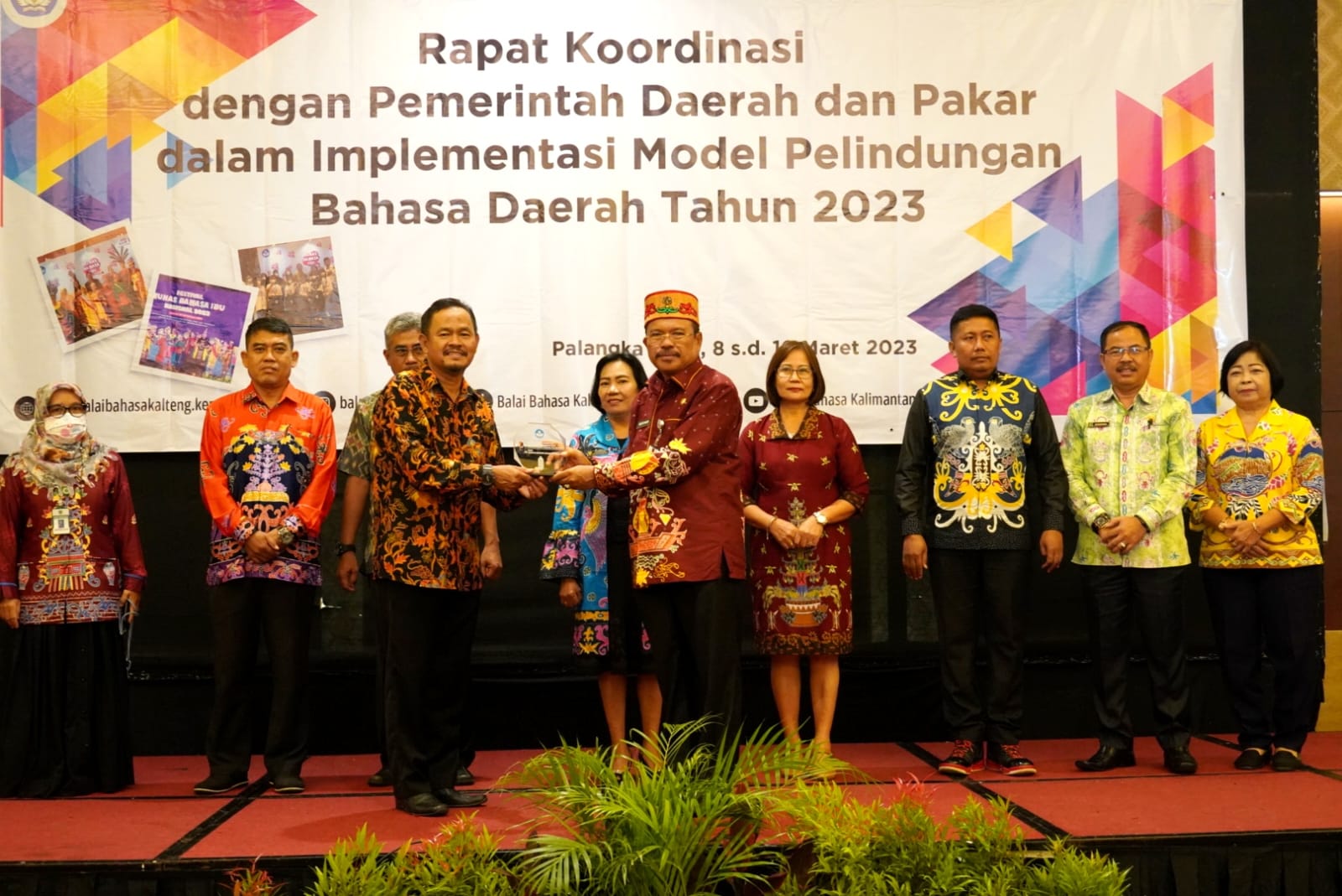 Sekda Prov. Kalteng Buka Rakor Antara Pemerintah Daerah Dan Pakar Dalam Rangka Implementasi Model Perlindungan Bahasa Daerah