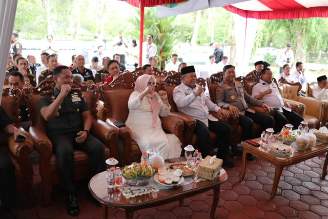 Plh. Asisten Pemkesra Maskur Hadiri Halalbihalal dan Silaturahmi Bersama Keluarga Besar Pengadilan Tinggi