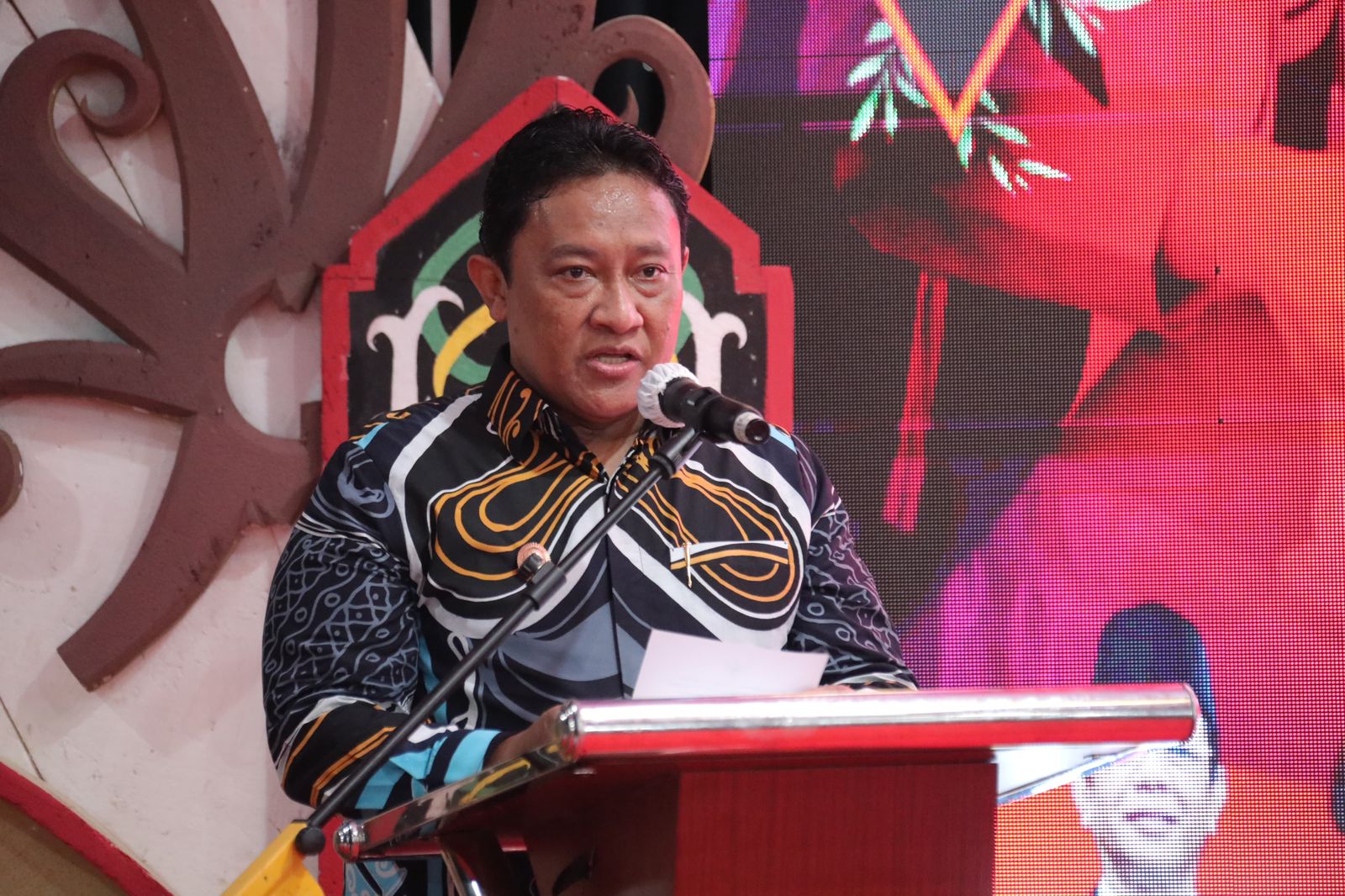 Wagub Kalteng Edy Pratowo Hadiri Bakti Kesehatan dan Bantuan Sosial