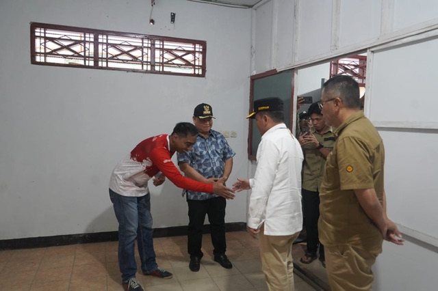 Gubernur Kalteng Agustiar Sabran Resmikan Sekaligus Tinjau Fasilitas Koperasi Kelurahan Merah Putih