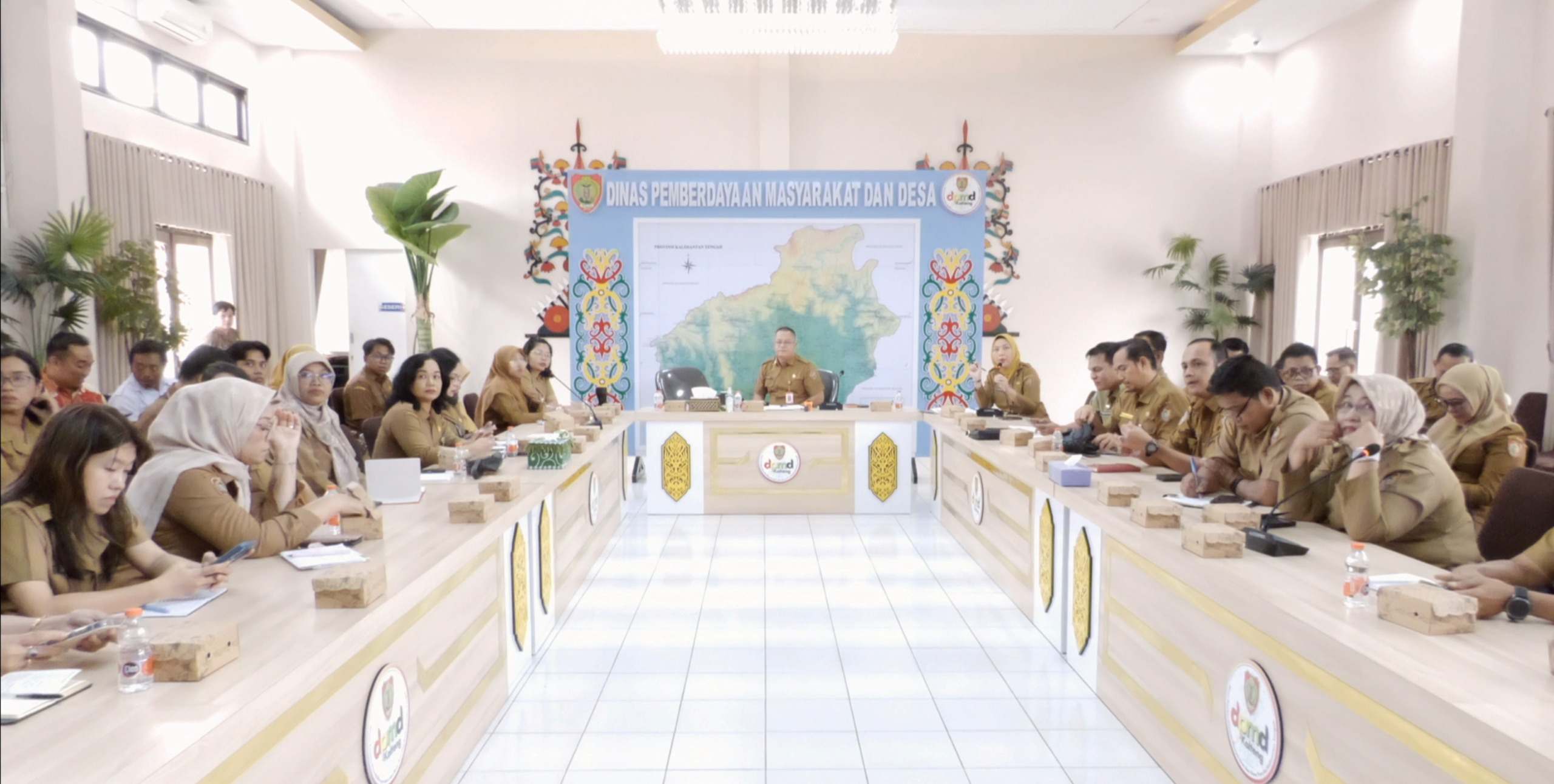 Dinas PMD Prov. Kalteng Laksanakan Rapat Progress Pengumpulan Data Desa se-Kalteng