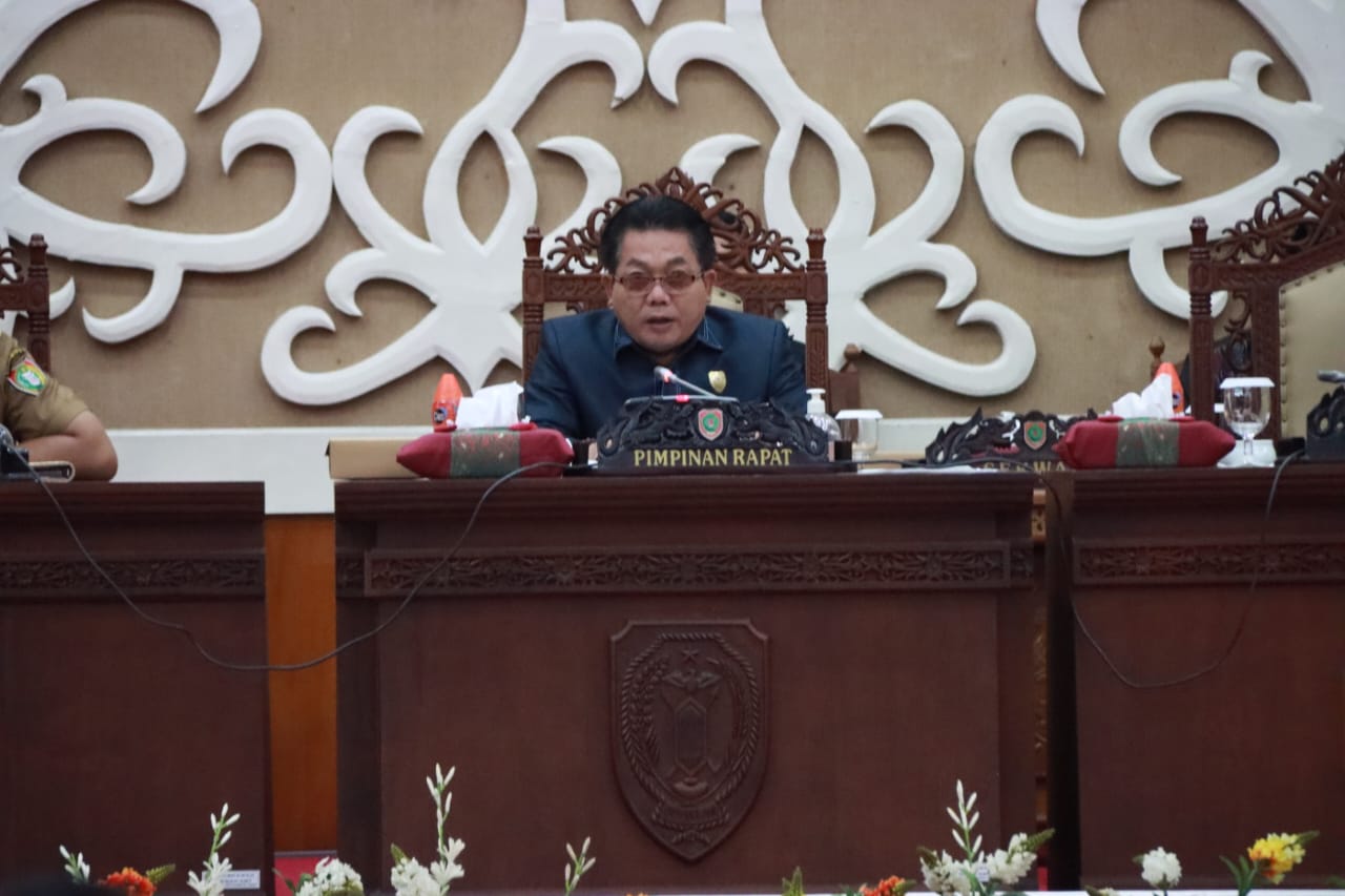 Wagub Kalteng Edy Pratowo Hadiri Rapat Paripurna ke-4 Masa Persidangan III Tahun Sidang 2023 DPRD Prov. Kalteng