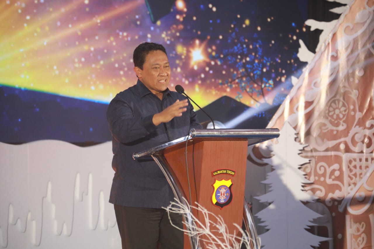 Wagub Kalteng Edy Pratowo Hadiri Perayaan Natal Keluarga Besar Polda Kalteng Tahun 2025