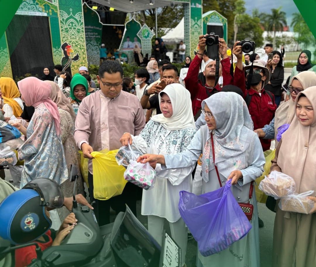 Kadis TPHP Prov.Kalteng Sunarti Turut Dampingi Ketua Tim Penggerak PKK Provinsi Kalteng