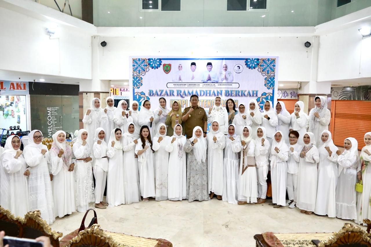 Wagub Kalteng Edy Pratowo Buka Bazzar Ramadan 1446 H DPD IWAPI Kalteng