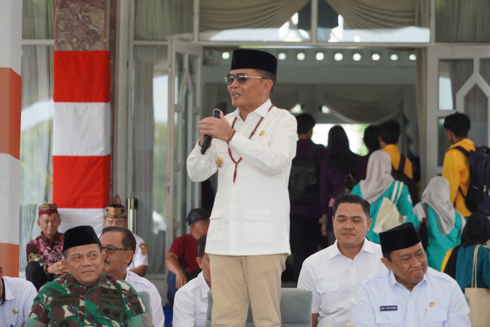 Gubernur Kalteng Agustiar Sabran Buka Pasar Murah Spesial Ramadan bagi Mahasiswa