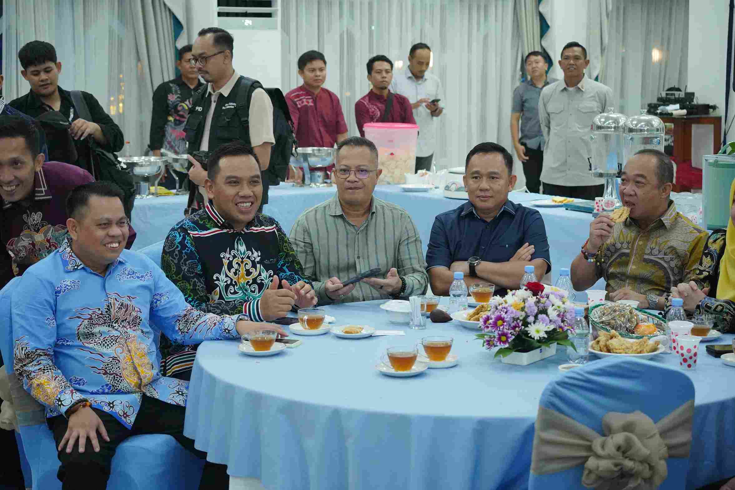 Kepala Dinas ESDM Prov. Kalteng Vent Christway Hadiri Ramah Tamah Komisi III DPR RI dan Pemprov Kalteng