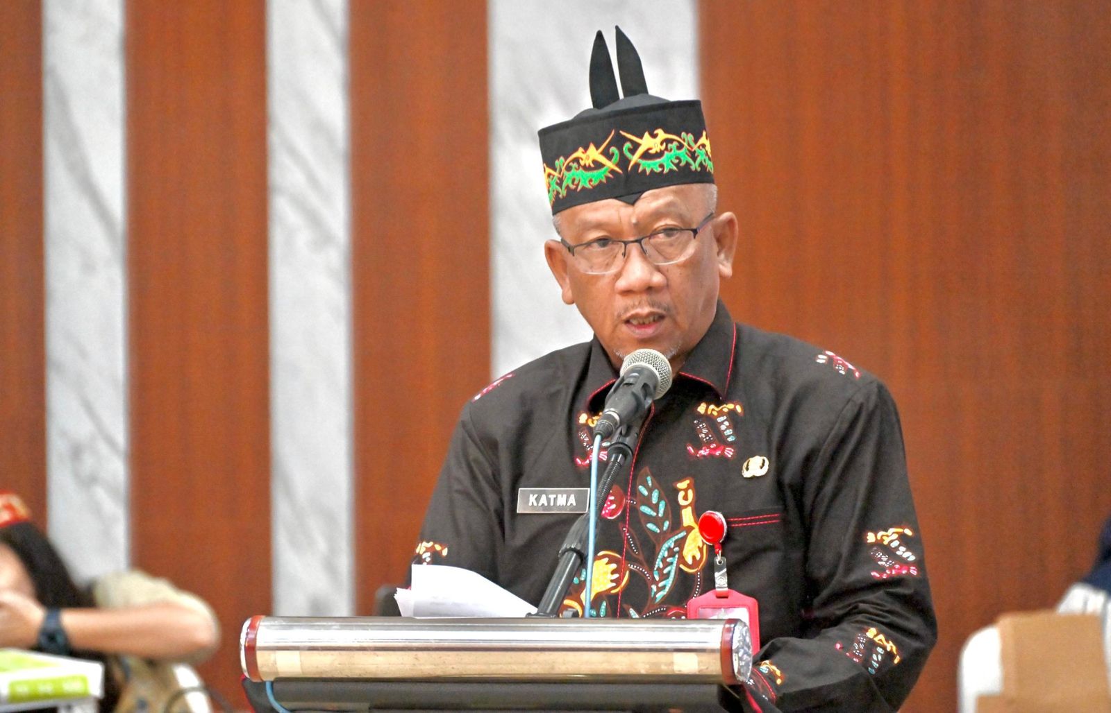 Plt. Sekda Prov. Kalteng M. Katma F. Dirun Buka Forum Konsultasi Publik Rancangan Awal RPJMD Provinsi Kalteng Tahun 2025-2029
