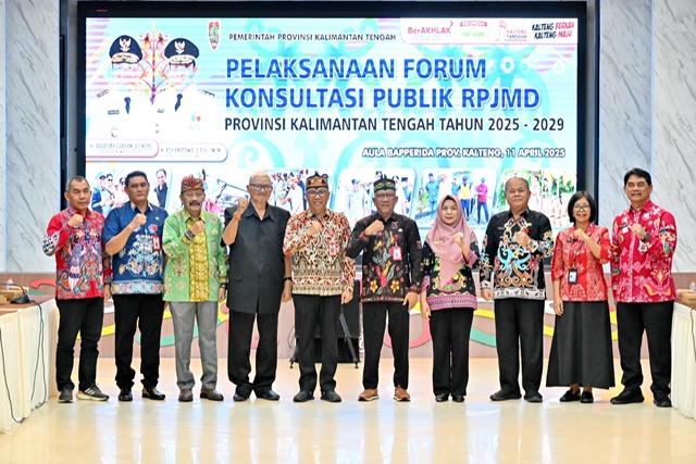 Plt. Sekda Prov. Kalteng M. Katma F. Dirun Buka Forum Konsultasi Publik Rancangan Awal RPJMD Provinsi Kalteng Tahun 2025-2029