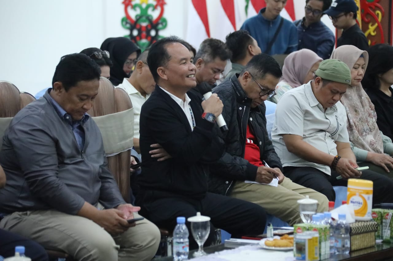 Gubernur Kalteng Agustiar Sabran Ajak Wartawan dan Mahasiswa Dialog Terbuka