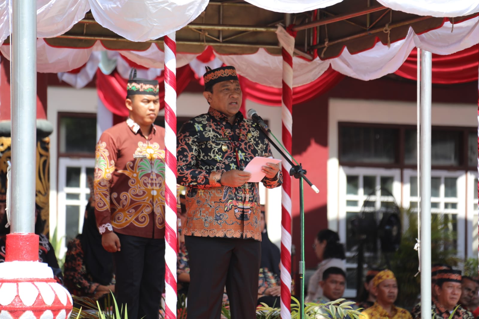 Wagub Kalteng Edy Pratowo Jadi Inspektur Upacara Hari Jadi ke-21 Kabupaten Barito Timur Tahun 2023