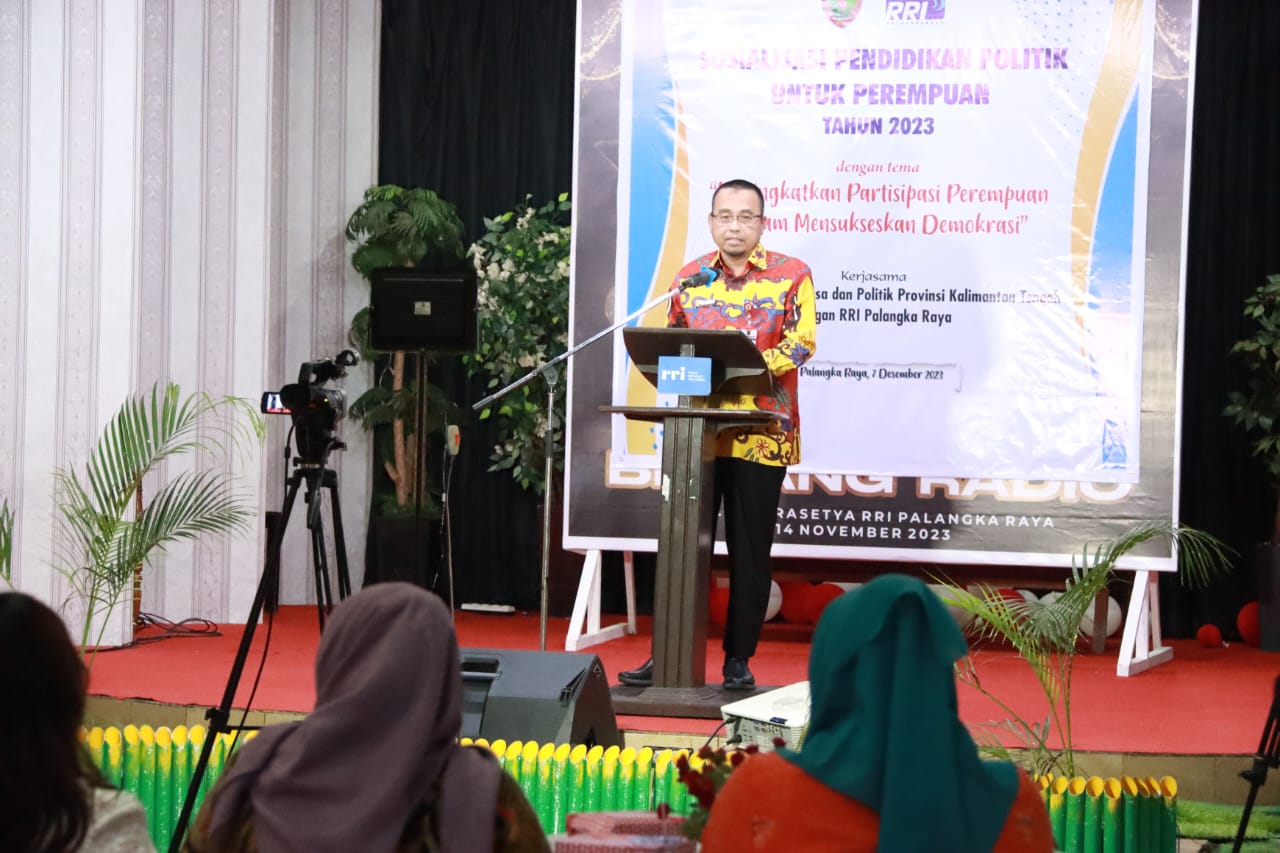 Asisten Adum Sri Suwanto Buka Sosialisasi Pendidikan Politik Untuk Perempuan