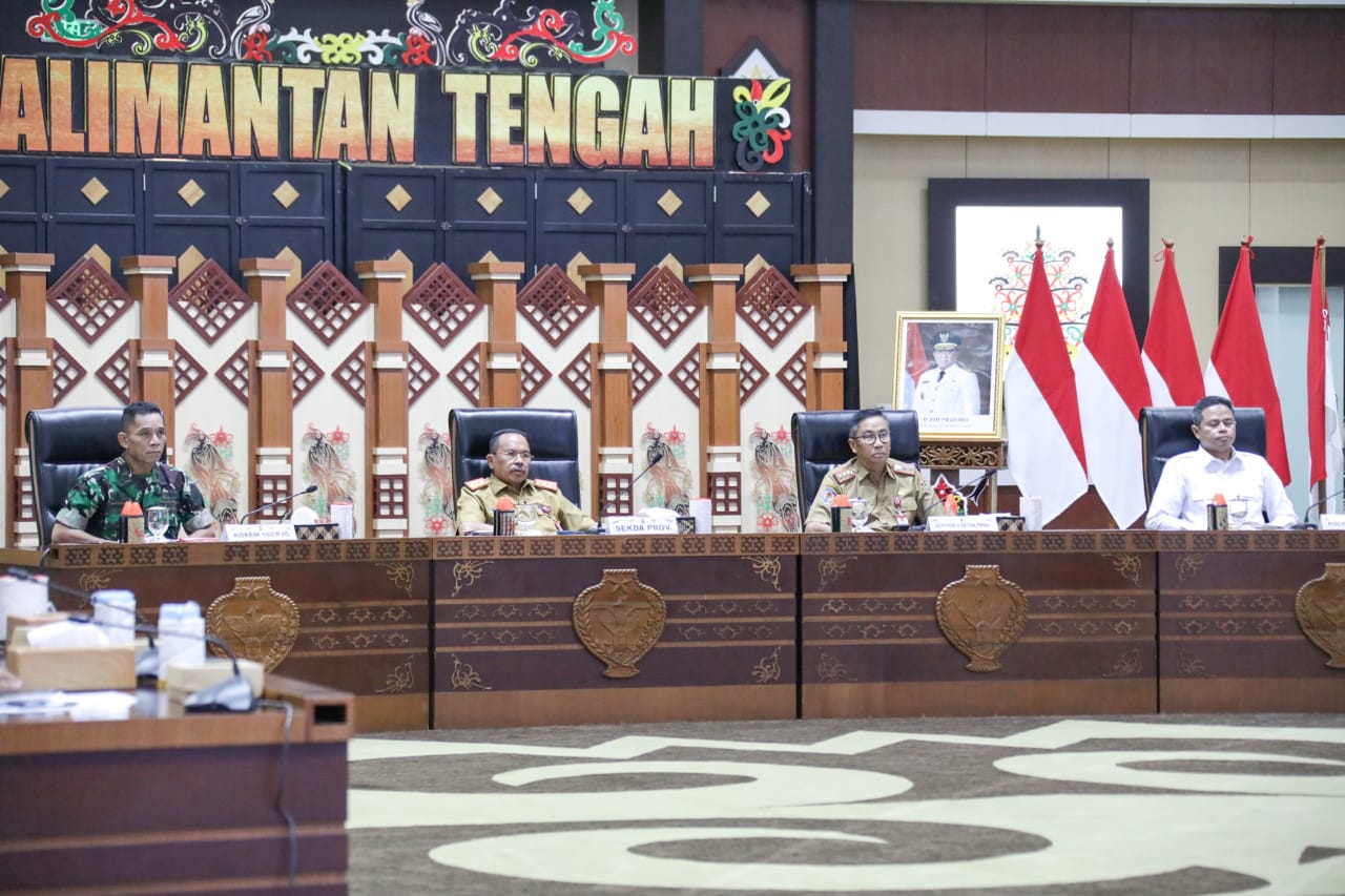 Sekda Prov. Kalteng Hadiri Rakor Pengendalian Inflasi Daerah yang Dipimpin Oleh Mendagri RI