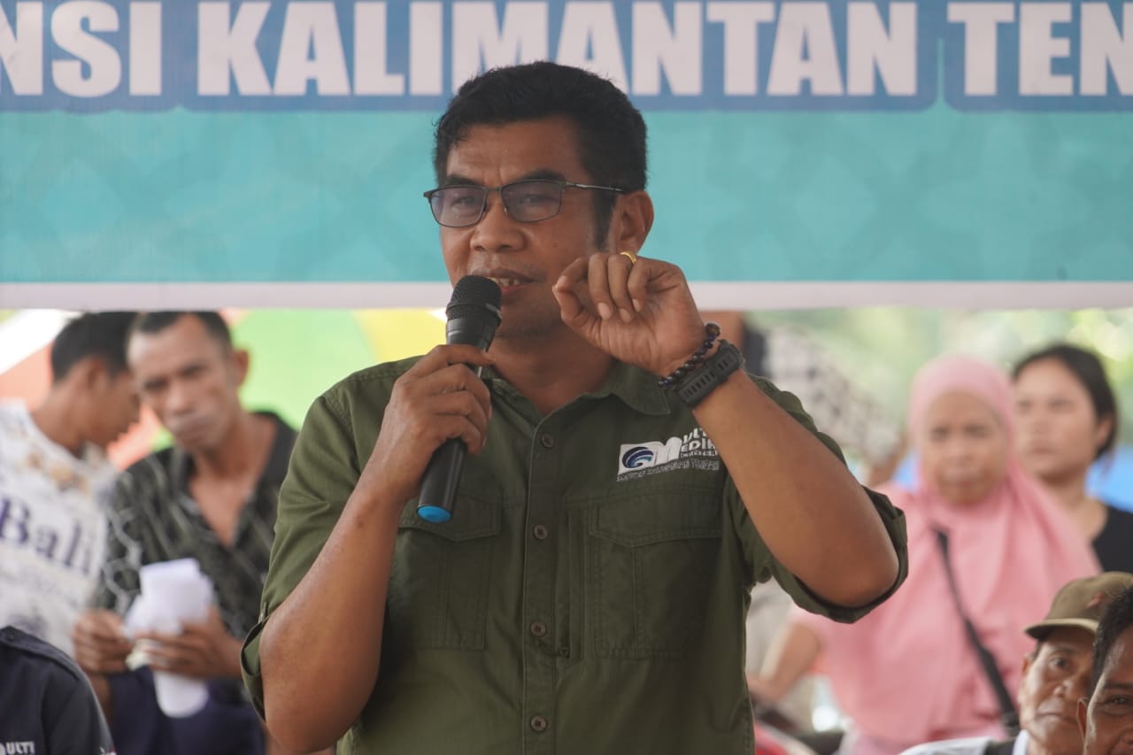 Kepala Diskominfosantik Prov. Kalteng Agus Siswadi Buka Pasar Murah di Kelurahan Jingah dan Kelurahan Jambu, Kabupaten Barito Utara