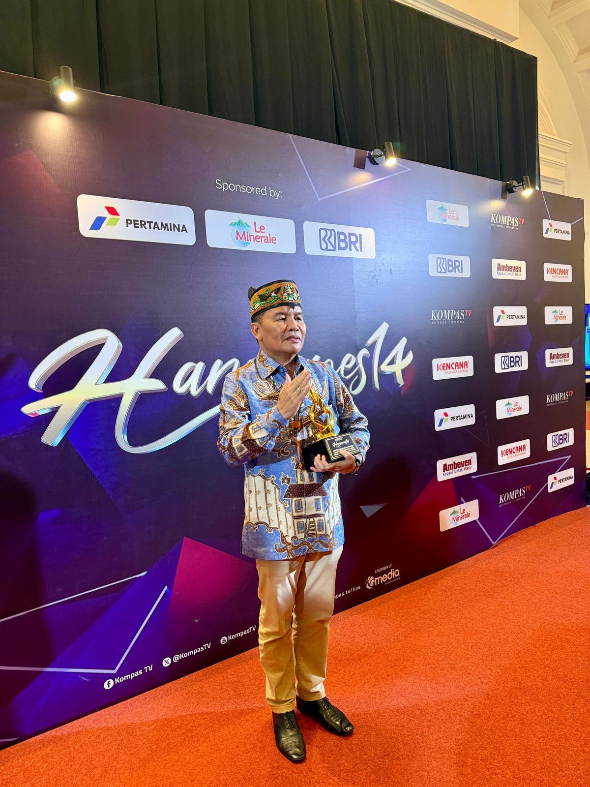 Gubernur Kalteng Agustiar Sabran Terima Penghargaan Dalam Ajang Kompas TV Award 2025