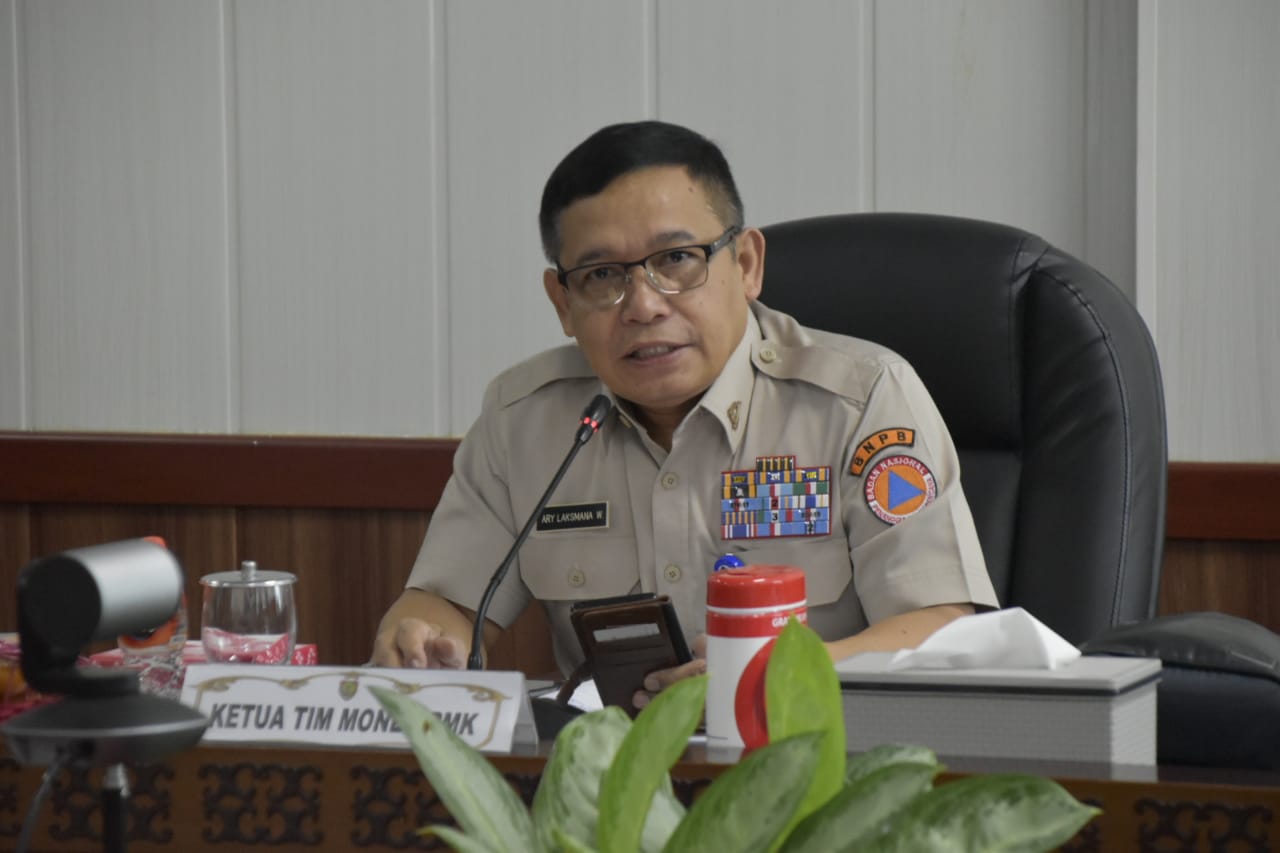 Asisten Ekbang Leonard S. Ampung Hadiri Rapat Penerimaan Dan Koordinasi Tim Monev Penanganan PMK