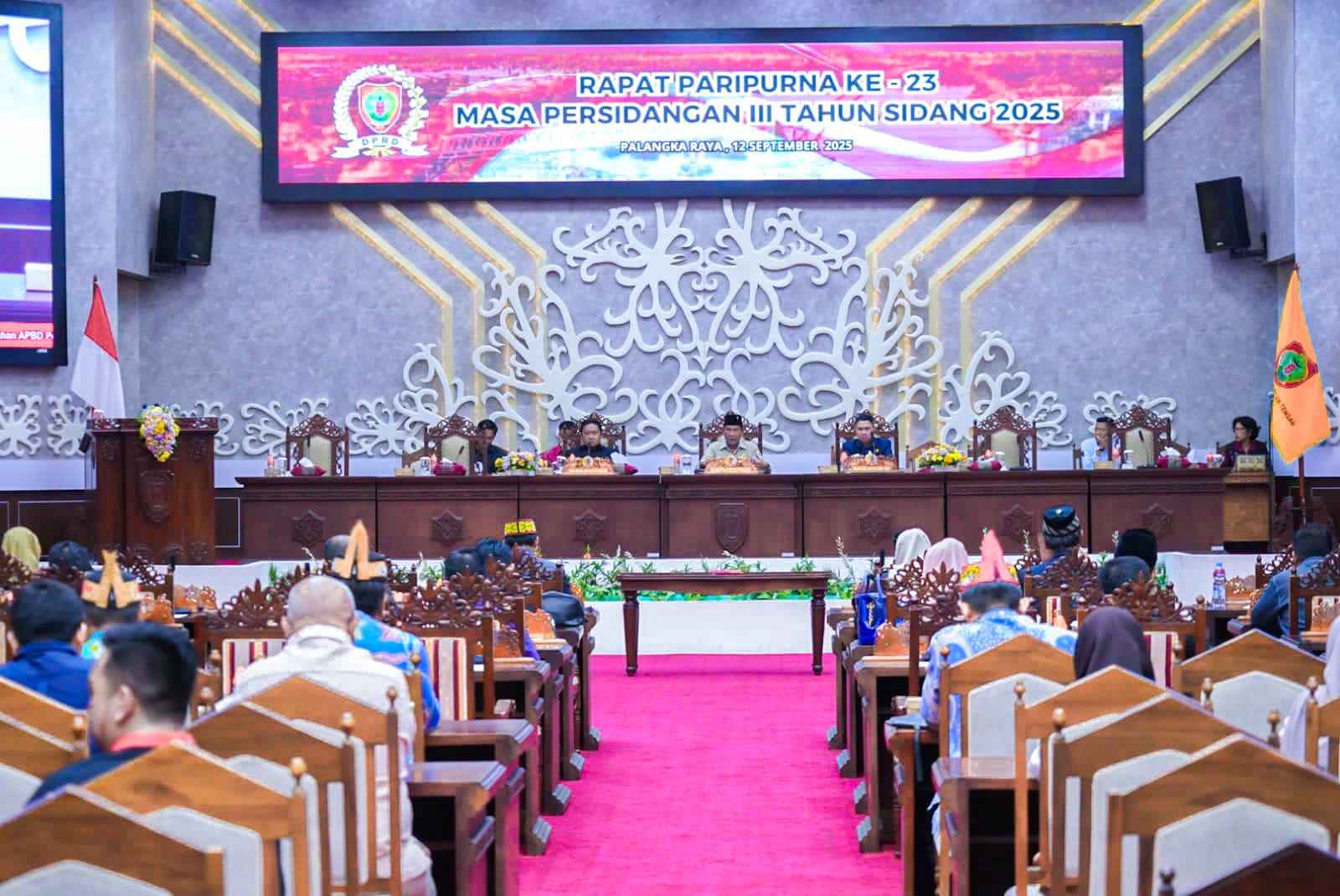 Wagub Kalteng Edy Pratowo Hadiri Rapat Paripurna ke-23 Masa Persidangan III Tahun 2025