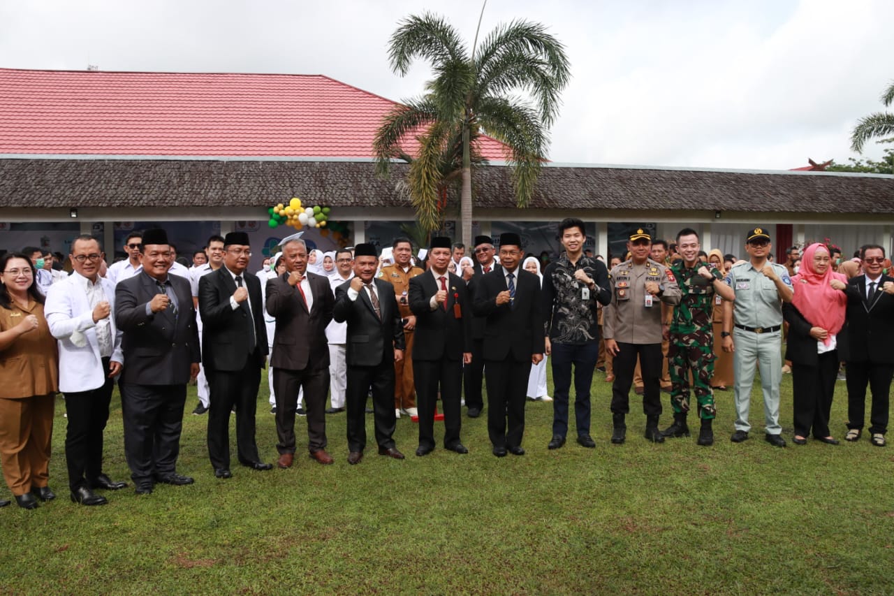 Pemprov Kalteng Gelar Upacara Peringatan Hari Kesehatan Nasional ke-59
