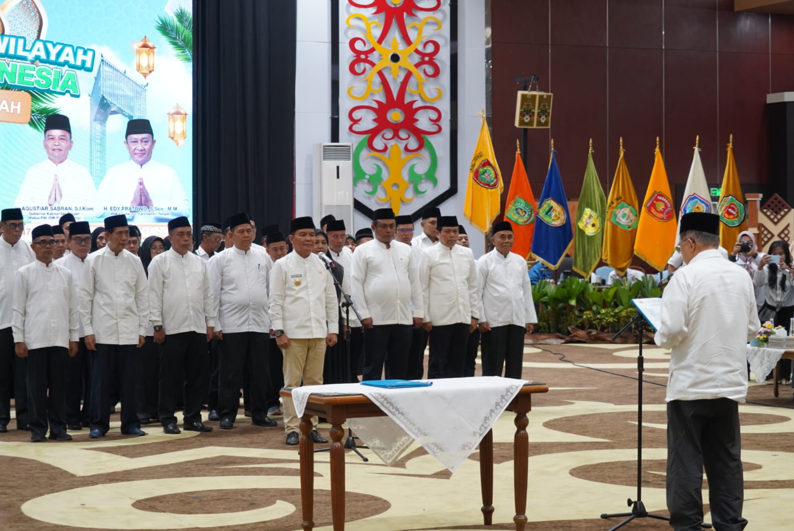 Gubernur Kalteng Agustiar Sabran Hadiri Pelantikan Pengurus Wilayah DMI Provinsi Kalteng Masa Khidmat 2025–2030