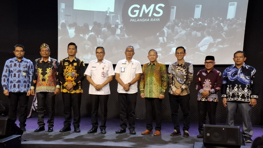 Kepala Bapperida Prov. Kalteng Leonard S. Ampung Hadiri Acara Ibadah Ucapan Syukur dan Peresmian Gedung Gereja Mawar Sharon