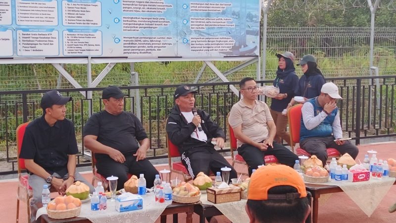 Gubernur Kalteng Agustiar Sabran Laksanakan Jalan Sehat di Kawasan Persemaian Permanen Modern