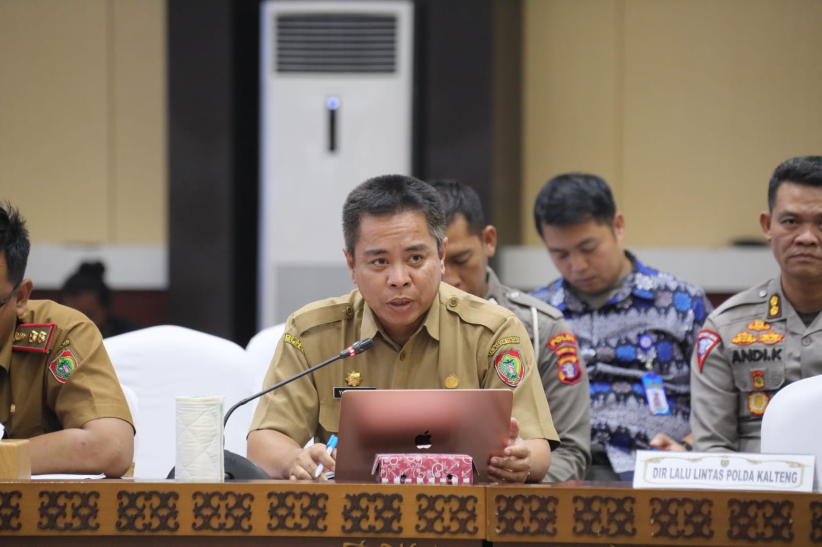 Wagub Kalteng Edy Pratowo Buka Rapat Evaluasi Angkutan Perusahaan Besar Swasta
