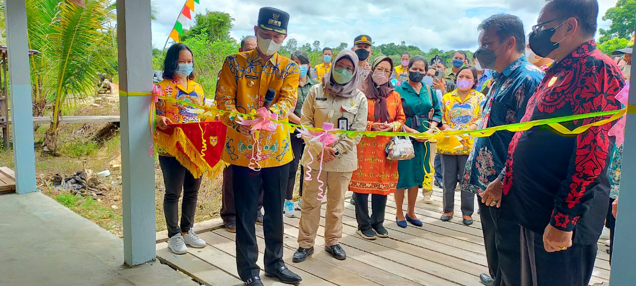 Lumbung Pangan Masyarakat Di Kabupaten Gunung Mas Diresmikan