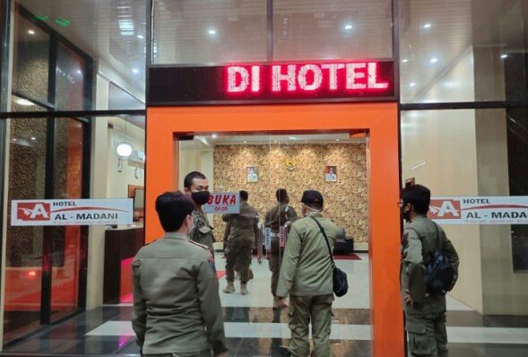 SatPol PP dan Damkar Kapuas Lakukan Pengecekan Prokes Untuk Cegah Penularan Covid 19