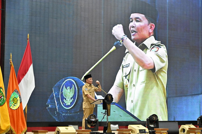 Kepala BAPPERIDA Prov. Kalteng Leonard S. Ampung Hadiri Halalbihalal Kebangsaan