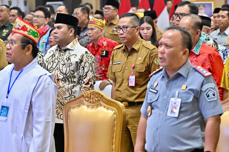 Kepala BAPPERIDA Prov. Kalteng Leonard S. Ampung Hadiri Halalbihalal Kebangsaan