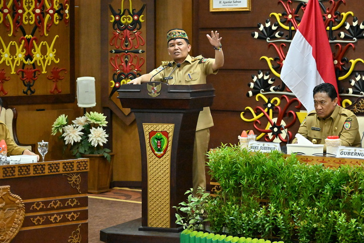Kepala BAPPERIDA Prov. Kalteng Leonard S. Ampung Ikuti Pertemuan Dengan Komisi V DPR RI