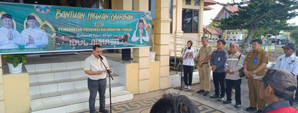 Pemprov Kalteng Laksanakan Pasar Murah Sekaligus Penyerahan Hewan Kurban di Kabupaten Lamandau
