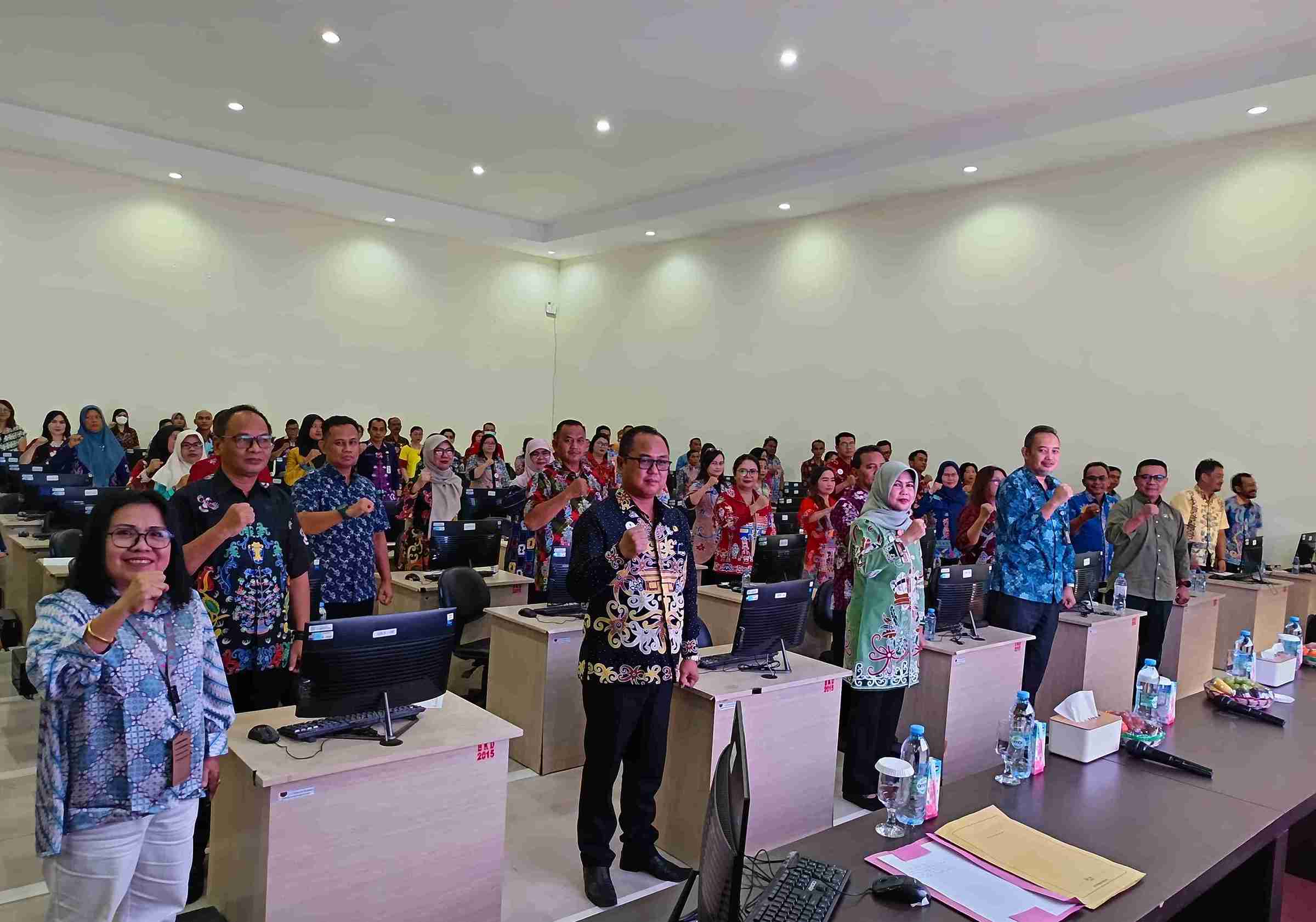 Kepala BKD Prov. Kalteng Lisda Arriyana Tutup Kegiatan Pemetaan/Penilaian Potensi dan Kompetensi bagi ASN