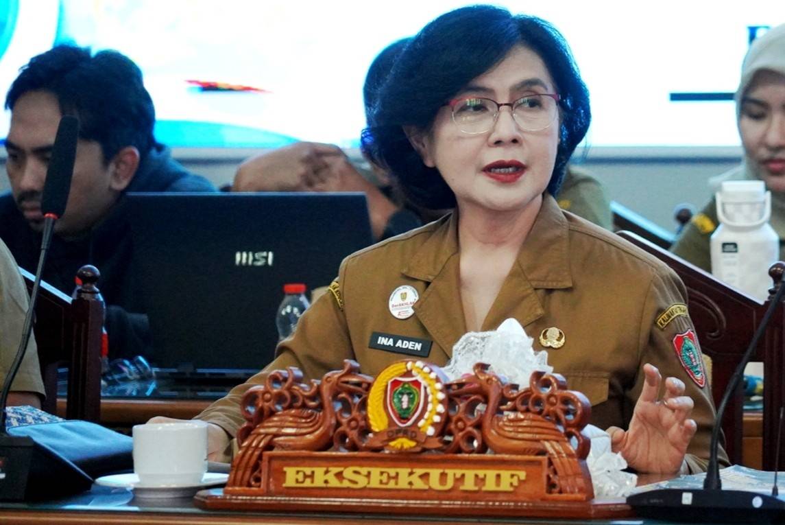 Sekda Kalteng Linae Victoria Aden Hadiri Rapat Banggar DPRD Kalteng Bersama TAPD