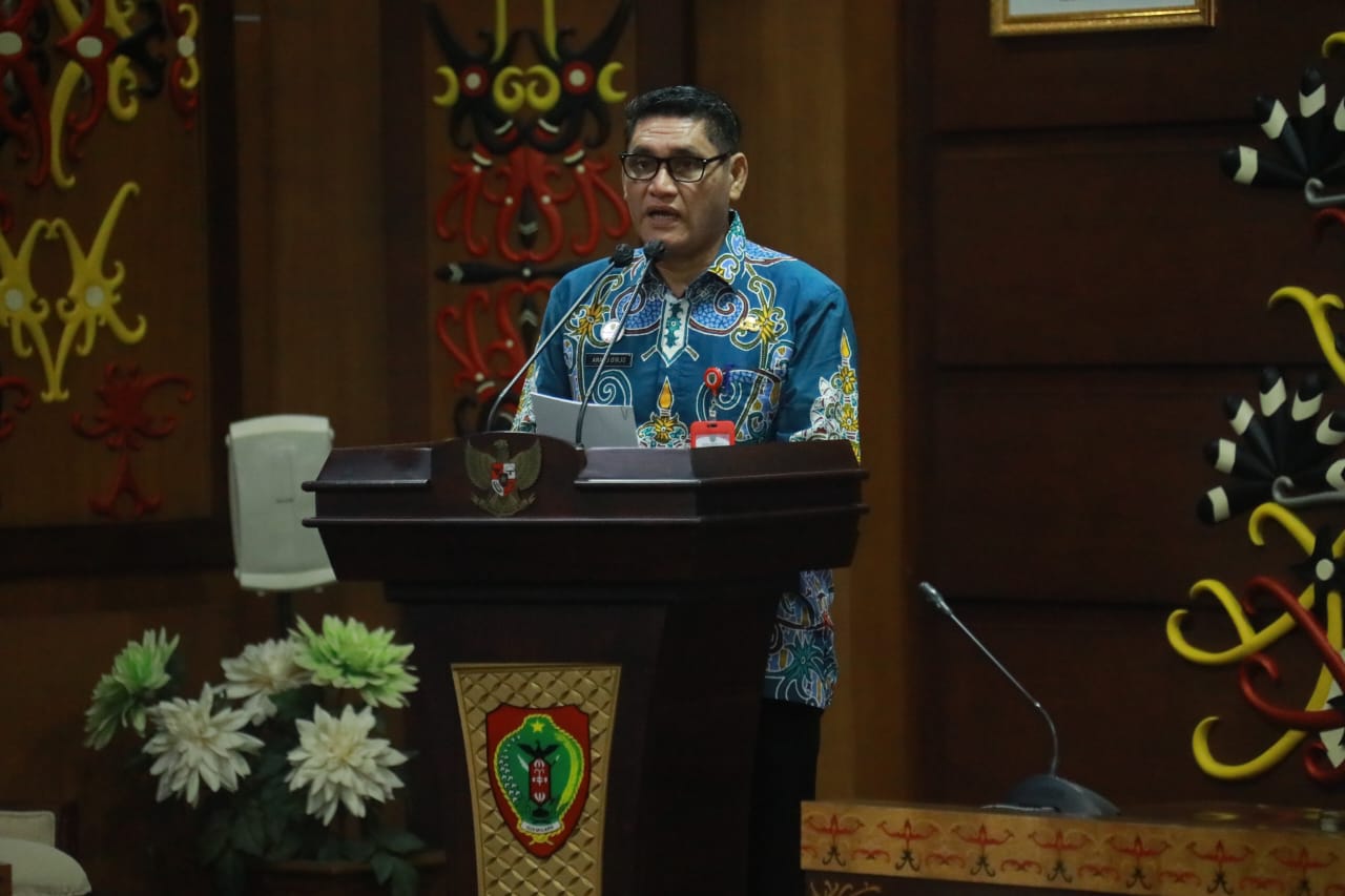 Asisten Ekobang Kalteng Anang Dirjo Buka Rakor PPID 2026