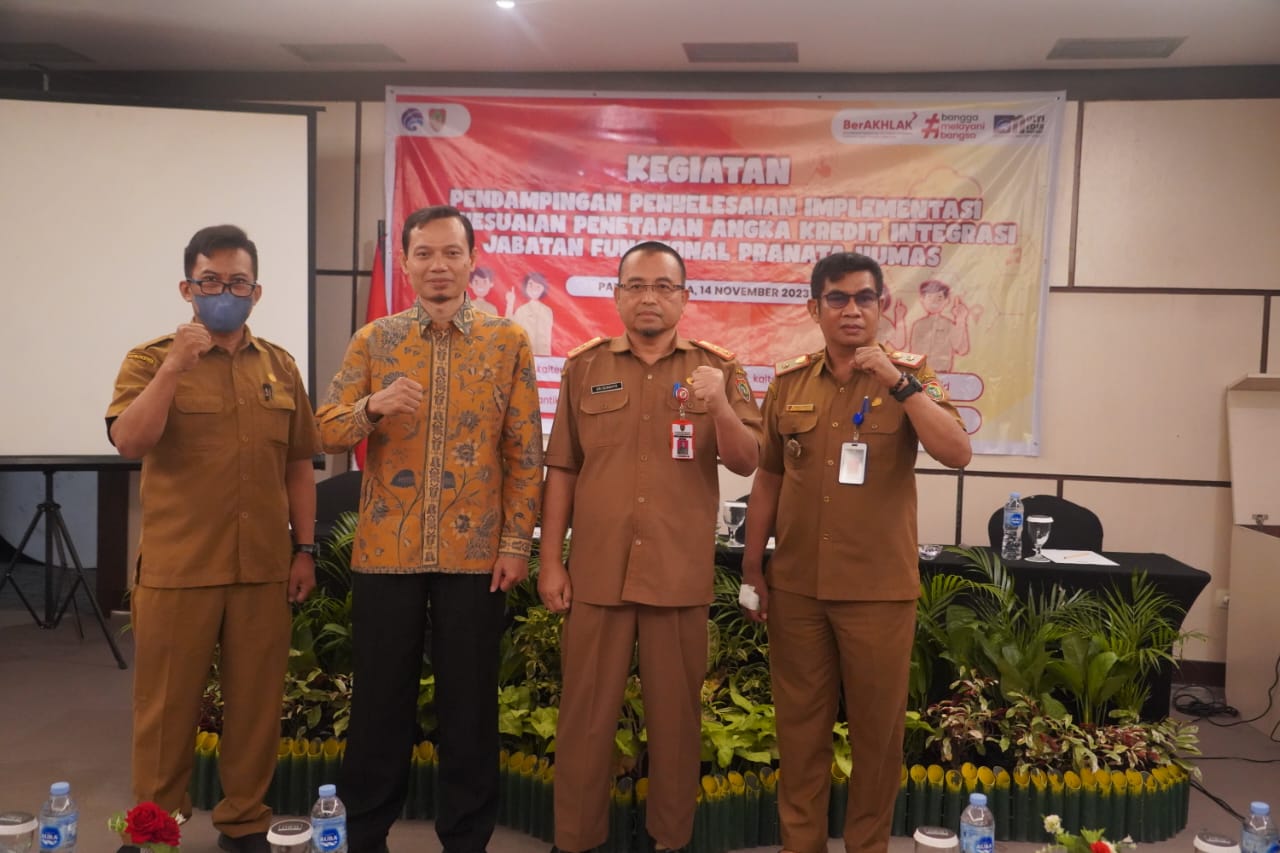 Asisten Adum Buka Acara Pendampingan Penyelesaian Implementasi Penyesuaian Penetapan Angka Kredit Integrasi Jabatan Fungsional Pranata Humas